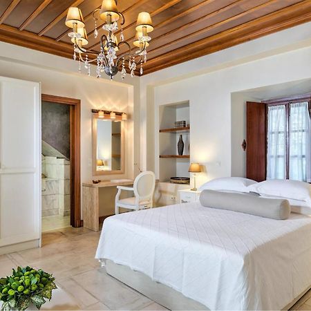 Mare Monte Luxury Suites Spetses Town Ngoại thất bức ảnh